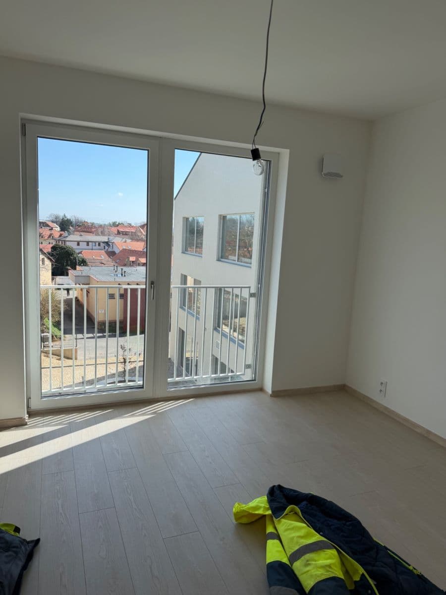Pronájem bytu 2+kk 42 m², Cihlářská, Hostivice, Středočeský kraj Pronájem bytu 2+kk 42 m², Cihlářská, Hostivice, Středočeský kraj