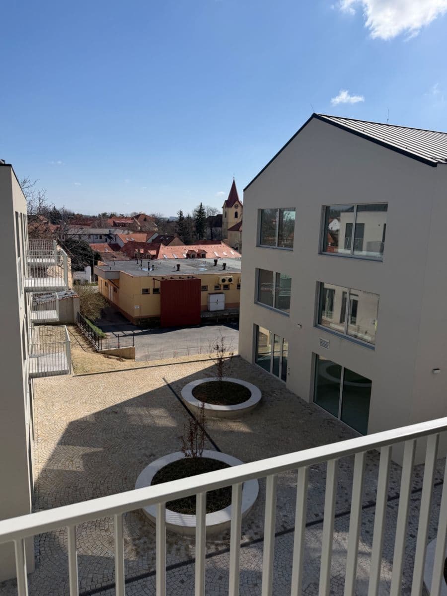 Pronájem bytu 2+kk 42 m², Cihlářská, Hostivice, Středočeský kraj Pronájem bytu 2+kk 42 m², Cihlářská, Hostivice, Středočeský kraj