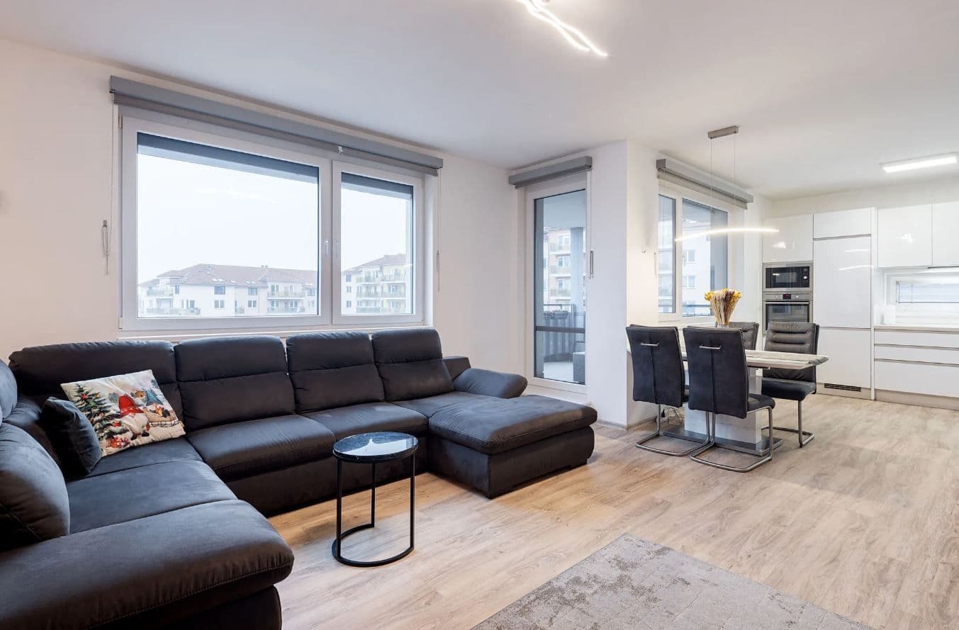 Prodej bytu 4+kk 120 m², Padovská, Praha, Praha Prodej bytu 4+kk 120 m², Padovská, Praha, Praha