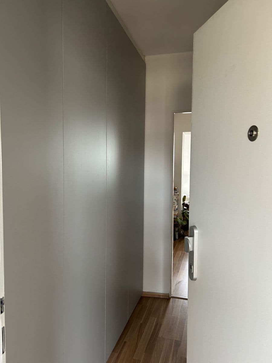 Pronájem bytu 1+kk 37 m², Roháčova, Praha, Praha Pronájem bytu 1+kk 37 m², Roháčova, Praha, Praha