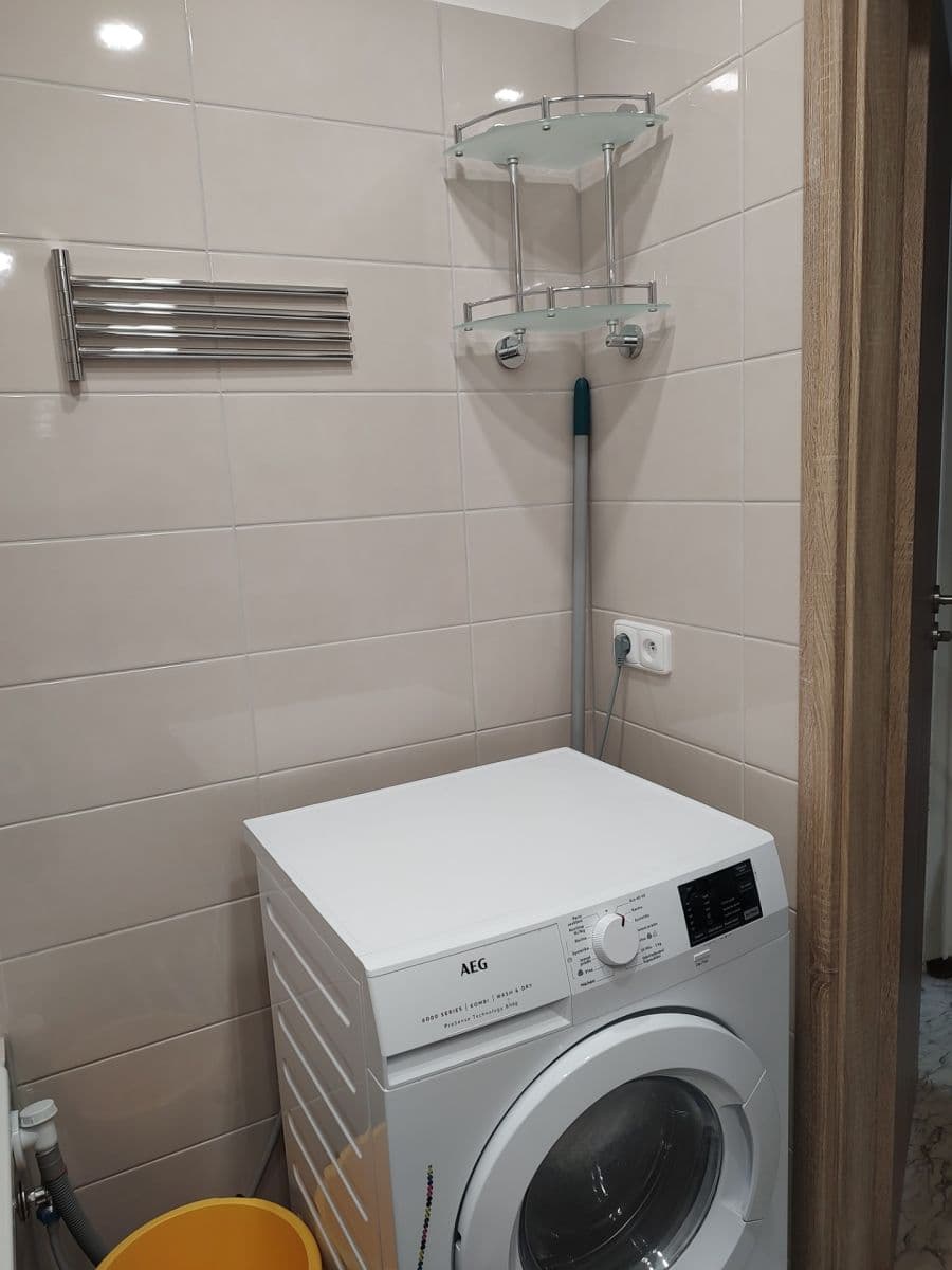 Pronájem bytu 3+1 80 m², Makovského, Praha, Praha Pronájem bytu 3+1 80 m², Makovského, Praha, Praha