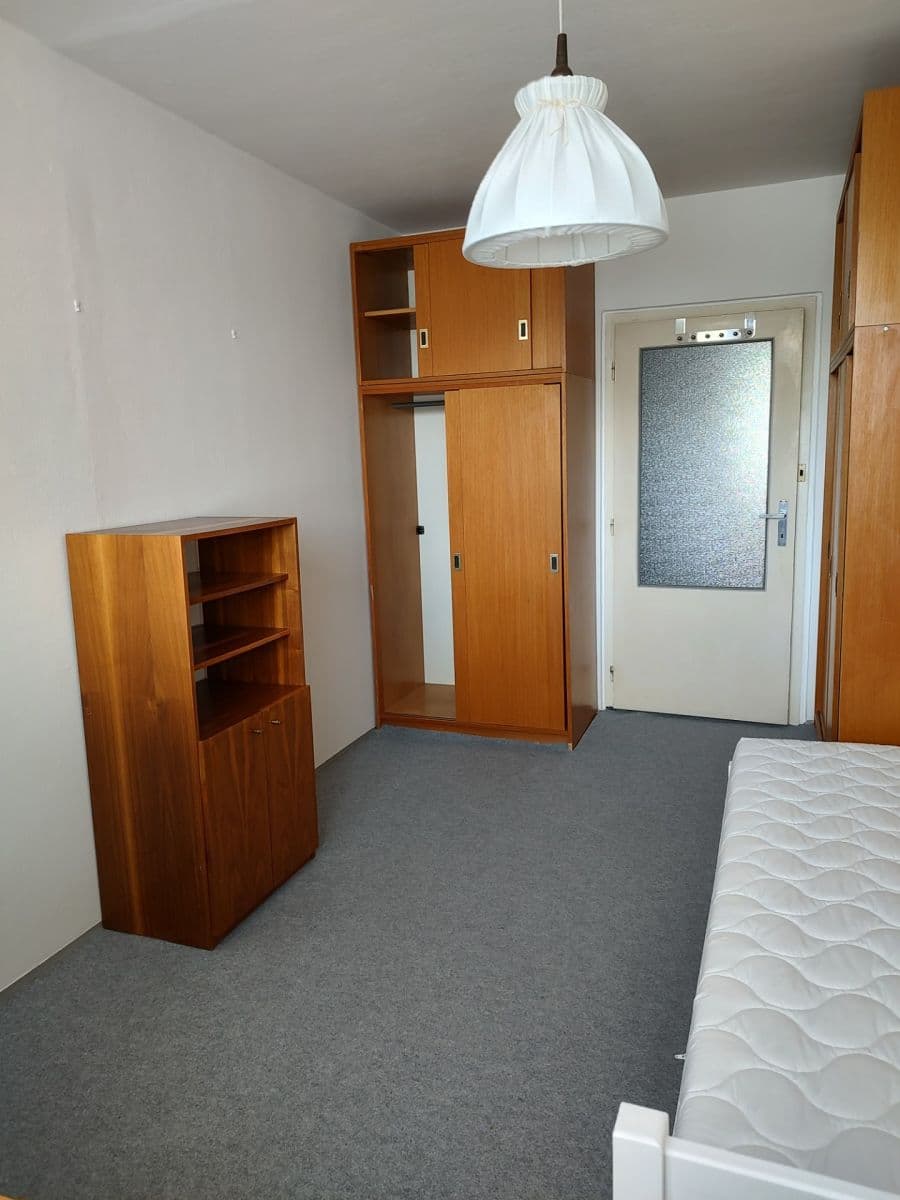Pronájem bytu 3+1 80 m², Makovského, Praha, Praha Pronájem bytu 3+1 80 m², Makovského, Praha, Praha