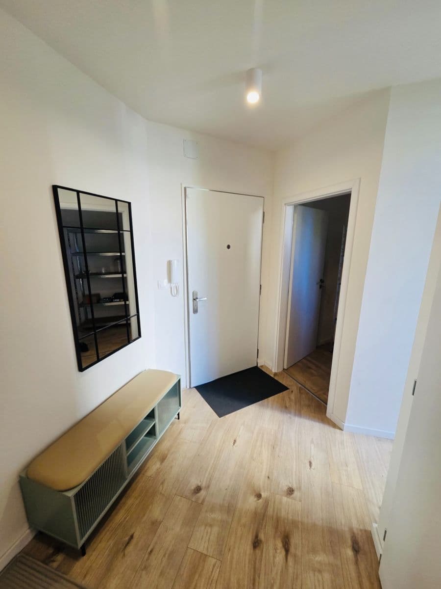 Pronájem bytu 2+kk 50 m², Na Veselí, Praha, Praha Pronájem bytu 2+kk 50 m², Na Veselí, Praha, Praha