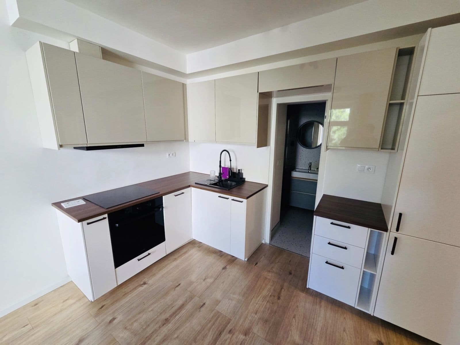 Pronájem bytu 2+kk 50 m², Na Veselí, Praha, Praha Pronájem bytu 2+kk 50 m², Na Veselí, Praha, Praha