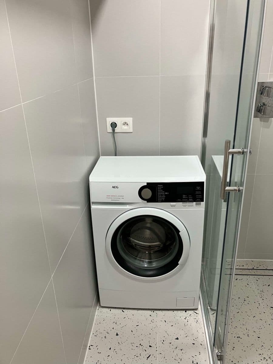 Pronájem bytu 2+kk 50 m², Na Veselí, Praha, Praha Pronájem bytu 2+kk 50 m², Na Veselí, Praha, Praha