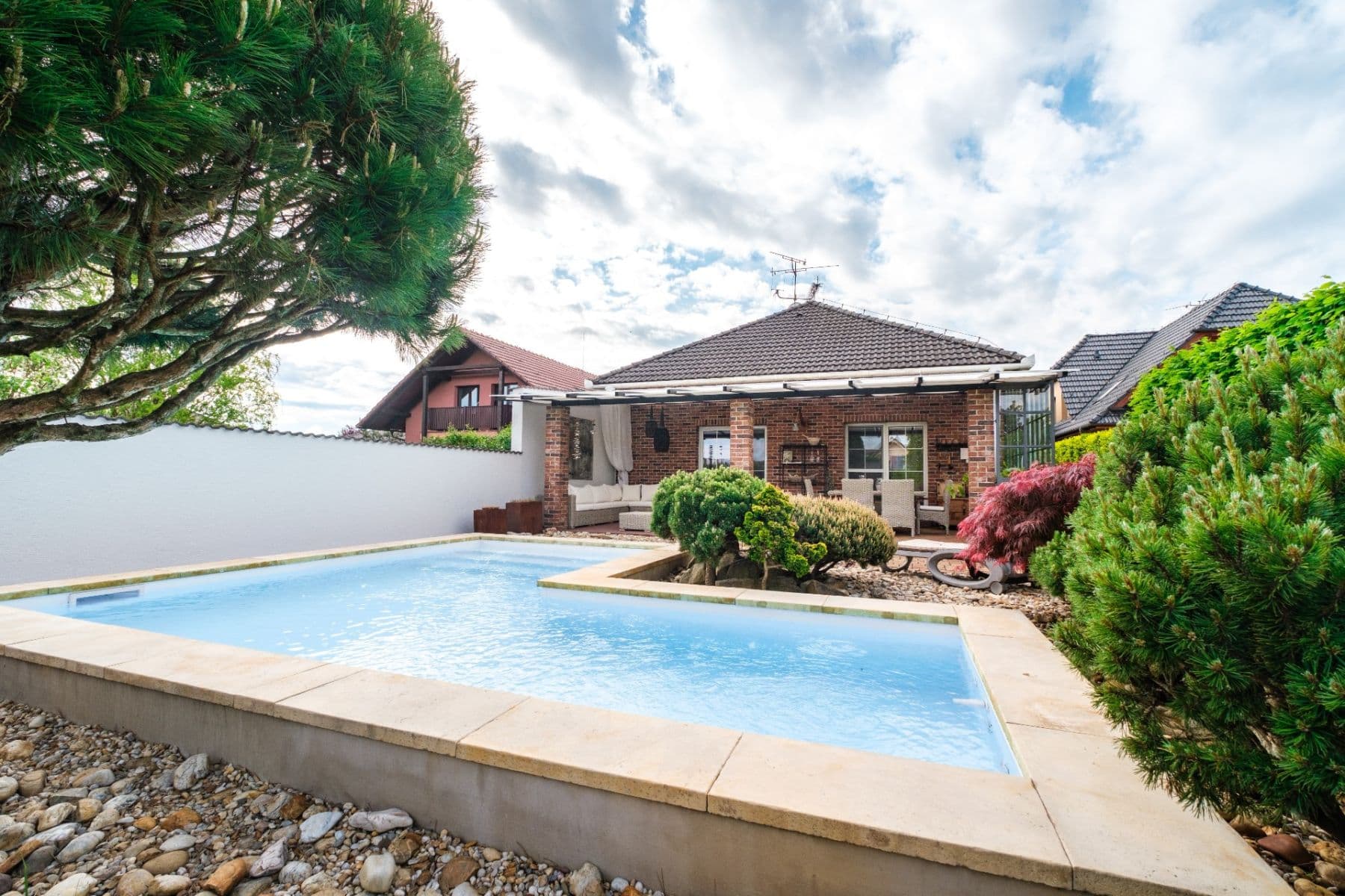 Prodej domu 265 m², pozemek 1.275 m², Na Zelničkách, Kunovice, Zlínský kraj Prodej domu 265 m², pozemek 1.275 m², Na Zelničkách, Kunovice, Zlínský kraj