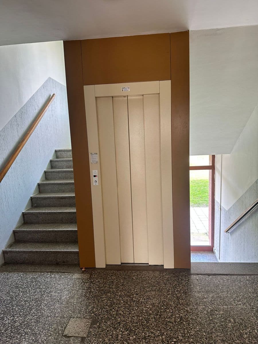 Pronájem bytu 2+1 67 m², Jungmannova, Hradec Králové, Královéhradecký kraj Pronájem bytu 2+1 67 m², Jungmannova, Hradec Králové, Královéhradecký kraj
