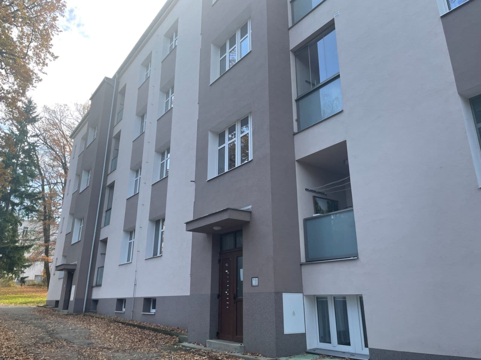 Pronájem bytu 2+kk 60 m², Obora, Vlašim, Středočeský kraj Pronájem bytu 2+kk 60 m², Obora, Vlašim, Středočeský kraj