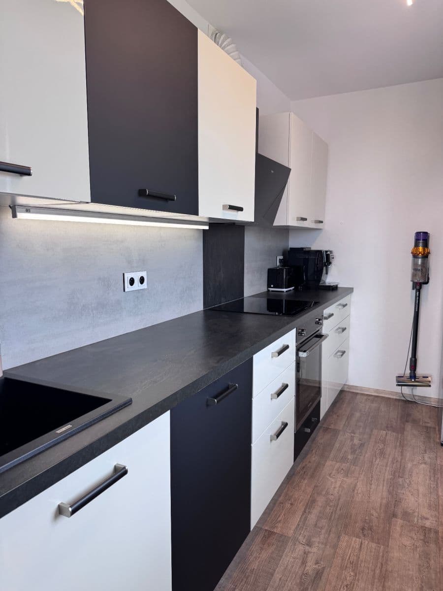 Pronájem bytu 2+kk 49 m², Smotlachova, Praha, Praha Pronájem bytu 2+kk 49 m², Smotlachova, Praha, Praha