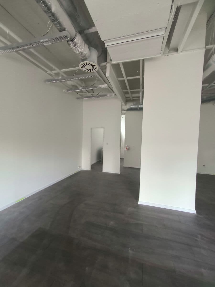 Pronájem nebytového prostoru 82 m², P. Pázmaňa, Šaľa, Nitriansky kraj Pronájem nebytového prostoru 82 m², P. Pázmaňa, Šaľa, Nitriansky kraj