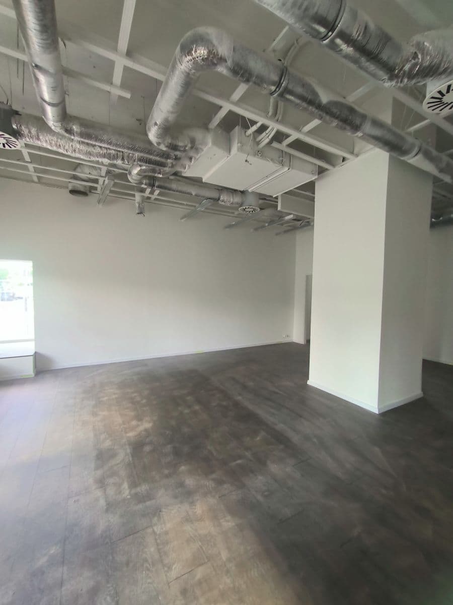 Pronájem nebytového prostoru 82 m², P. Pázmaňa, Šaľa, Nitriansky kraj Pronájem nebytového prostoru 82 m², P. Pázmaňa, Šaľa, Nitriansky kraj