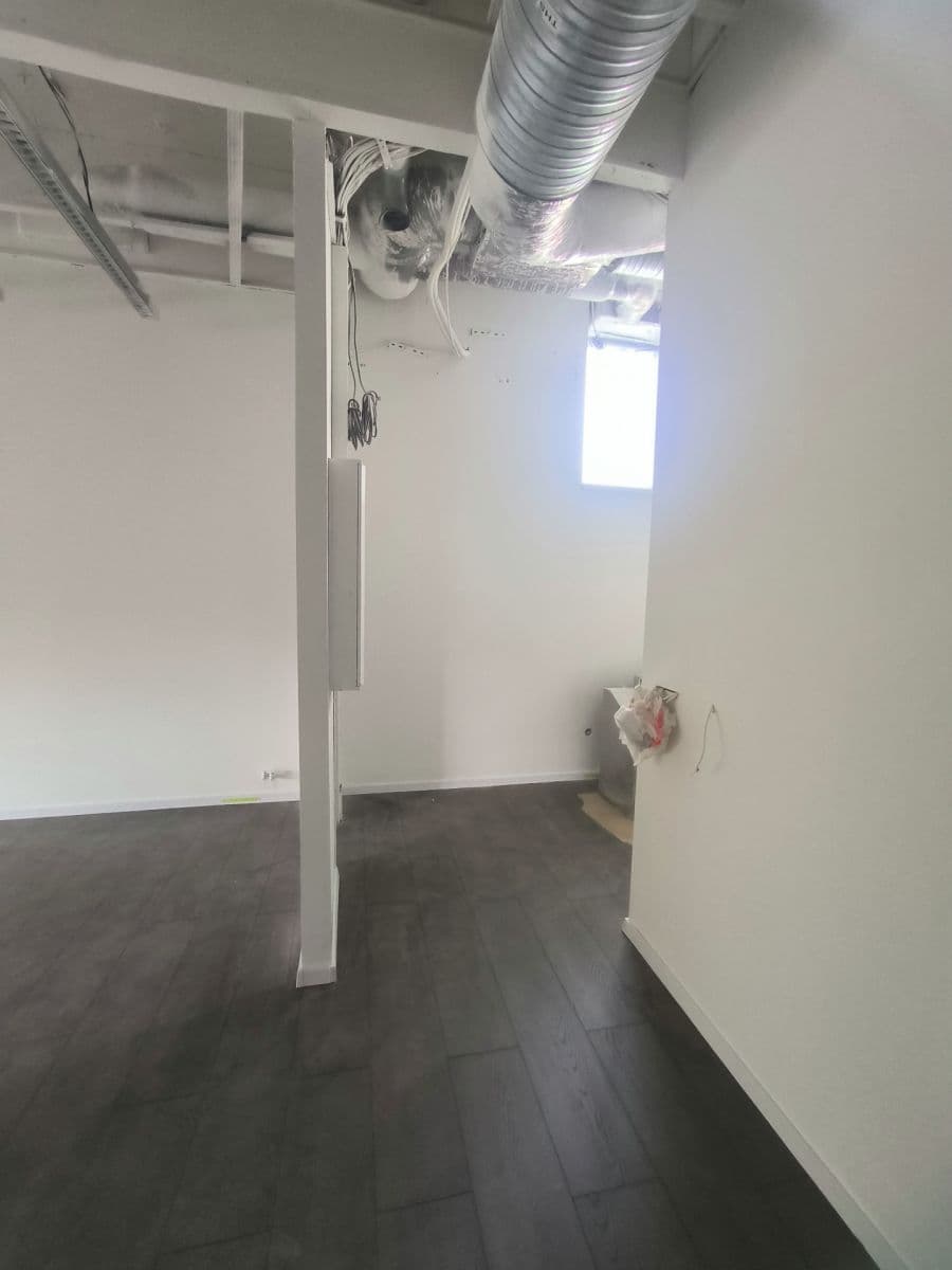 Pronájem nebytového prostoru 82 m², P. Pázmaňa, Šaľa, Nitriansky kraj Pronájem nebytového prostoru 82 m², P. Pázmaňa, Šaľa, Nitriansky kraj
