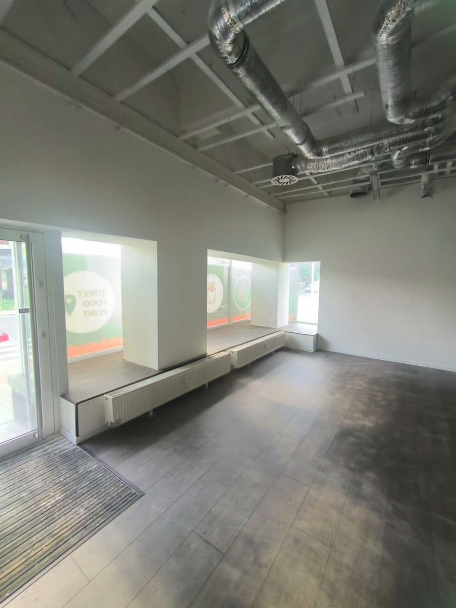 Pronájem nebytového prostoru 82 m², P. Pázmaňa, Šaľa, Nitriansky kraj Pronájem nebytového prostoru 82 m², P. Pázmaňa, Šaľa, Nitriansky kraj