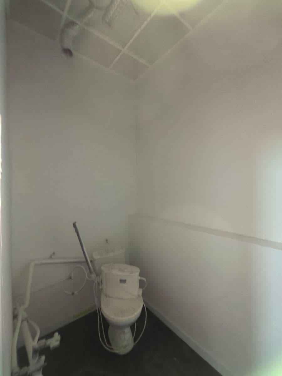 Pronájem nebytového prostoru 82 m², P. Pázmaňa, Šaľa, Nitriansky kraj Pronájem nebytového prostoru 82 m², P. Pázmaňa, Šaľa, Nitriansky kraj