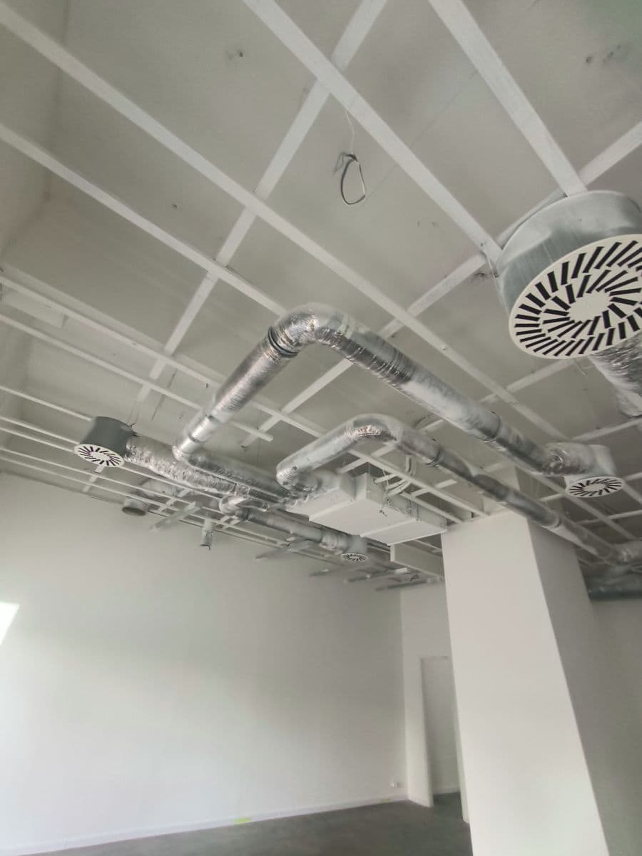 Pronájem nebytového prostoru 82 m², P. Pázmaňa, Šaľa, Nitriansky kraj Pronájem nebytového prostoru 82 m², P. Pázmaňa, Šaľa, Nitriansky kraj