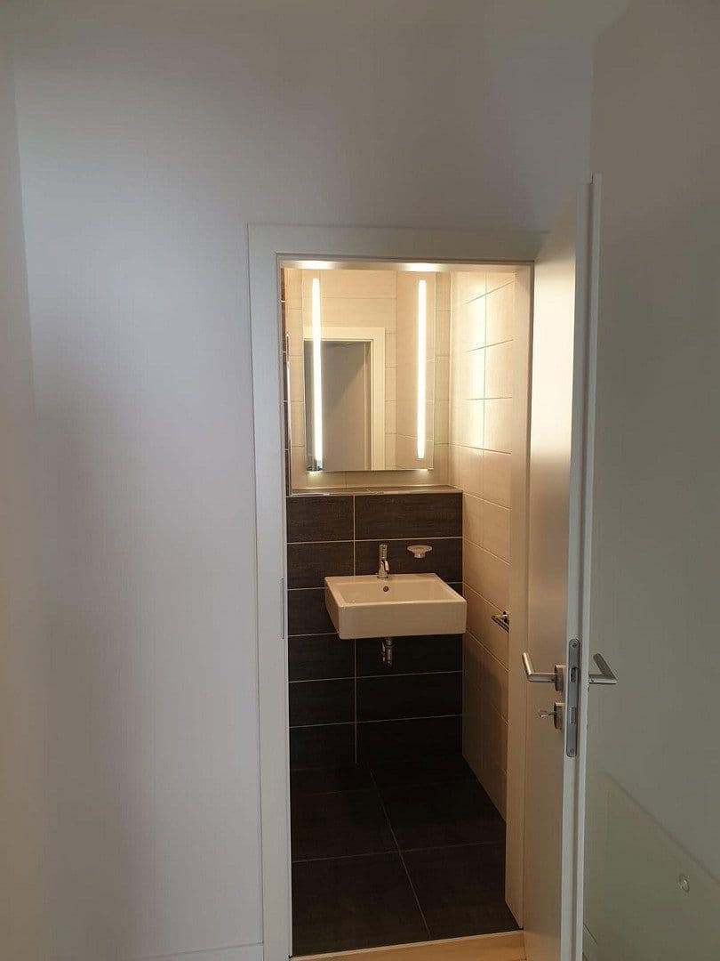 Pronájem bytu 2+1 60 m², Asternweg 31, Fernwald, Hessen Pronájem bytu 2+1 60 m², Asternweg 31, Fernwald, Hessen