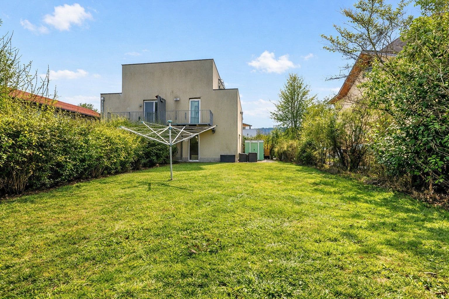 Pronájem bytu 1+1 36 m², Storchenstraße 16, Innsbruck, Tyrolsko Pronájem bytu 1+1 36 m², Storchenstraße 16, Innsbruck, Tyrolsko