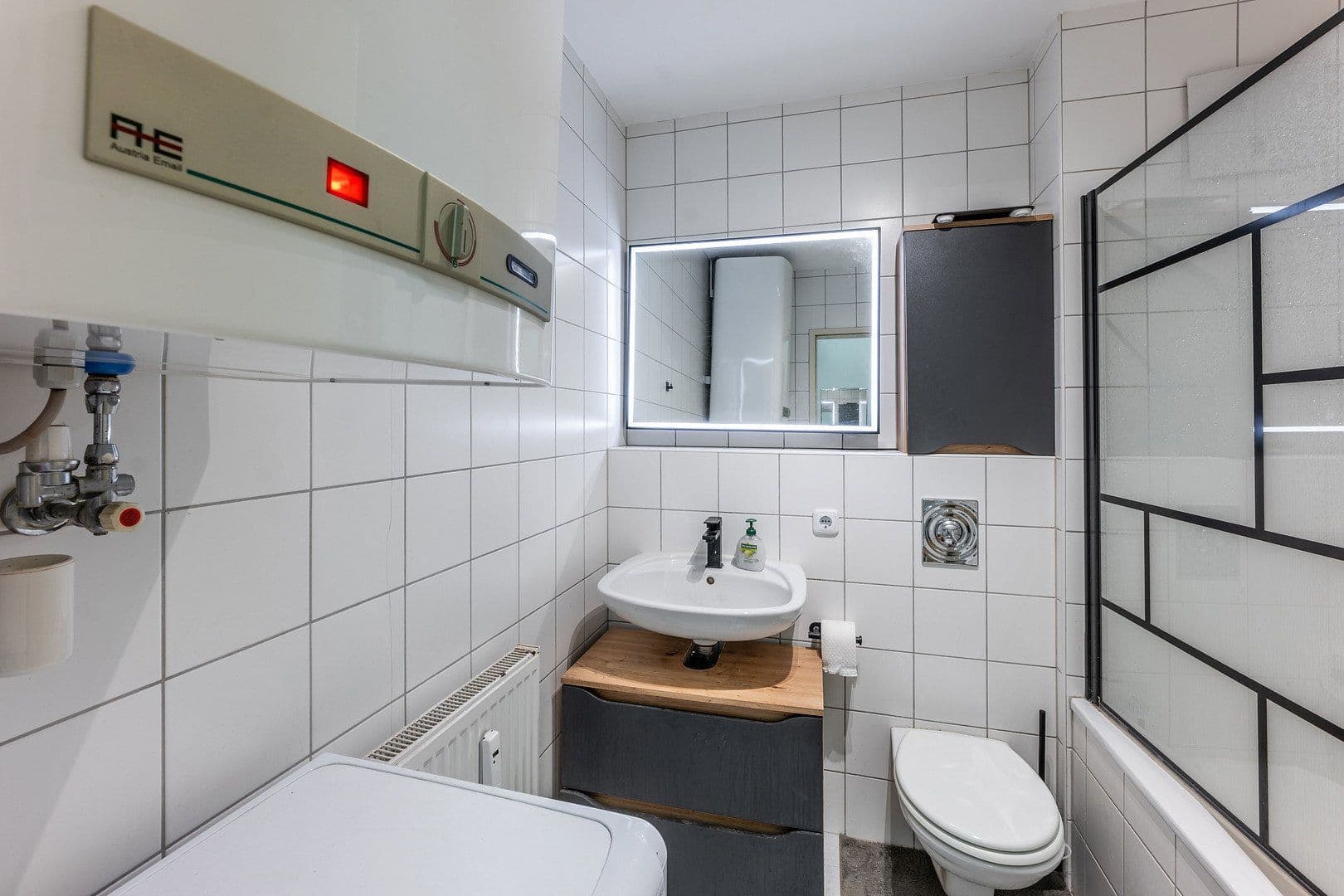 Pronájem bytu 1+1 36 m², Storchenstraße 16, Innsbruck, Tyrolsko Pronájem bytu 1+1 36 m², Storchenstraße 16, Innsbruck, Tyrolsko