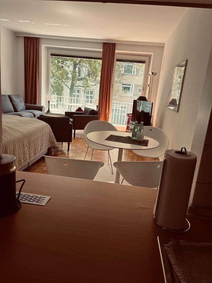 Pronájem bytu 1+1 35 m², Hamburg, Hamburg Pronájem bytu 1+1 35 m², Hamburg, Hamburg