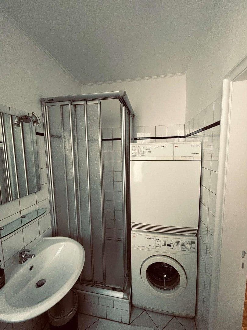 Pronájem bytu 1+1 35 m², Hamburg, Hamburg Pronájem bytu 1+1 35 m², Hamburg, Hamburg