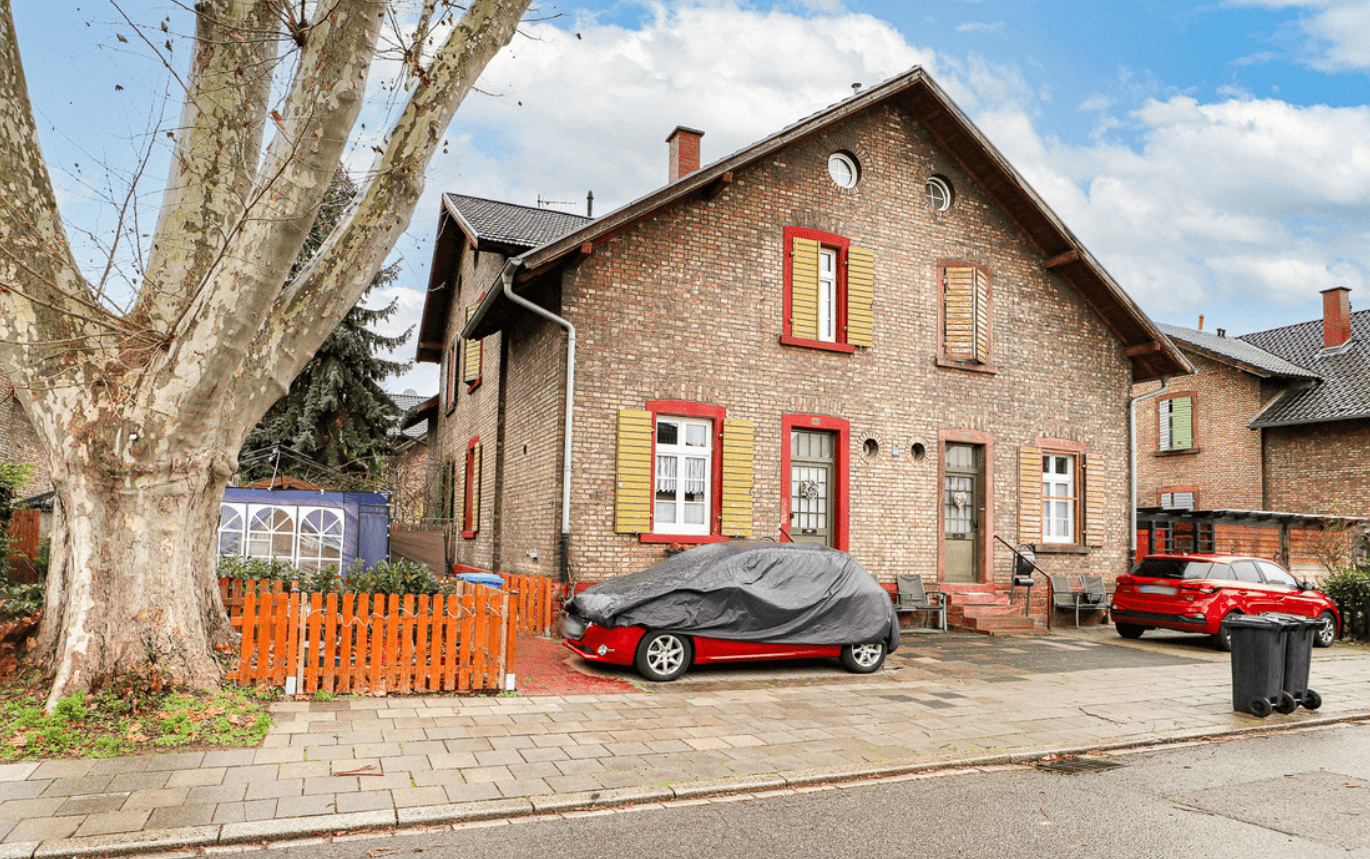 Prodej domu 97 m², pozemek 138 m², Ludwigshafen Am Rhein, Porýní-Falc Prodej domu 97 m², pozemek 138 m², Ludwigshafen Am Rhein, Porýní-Falc