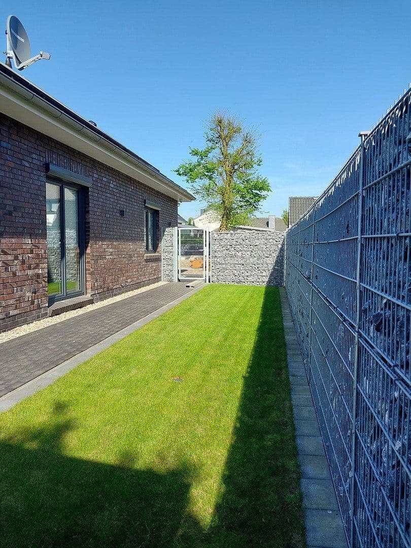 Prodej domu 260 m², pozemek 1.104 m², Schwanewede, Dolní Sasko Prodej domu 260 m², pozemek 1.104 m², Schwanewede, Dolní Sasko