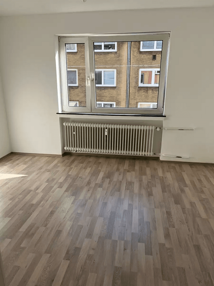 Pronájem bytu 1+1 47 m², Ronsdorfer Straße, Wuppertal, Severní Porýní-Vestfálsko Pronájem bytu 1+1 47 m², Ronsdorfer Straße, Wuppertal, Severní Porýní-Vestfálsko
