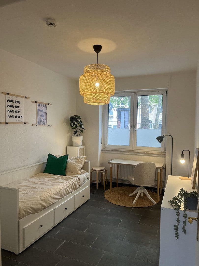 Pronájem bytu 2+1 25 m², Kaiser-Wilhelm-Ring 39, Mainz, Porýní-Falc Pronájem bytu 2+1 25 m², Kaiser-Wilhelm-Ring 39, Mainz, Porýní-Falc