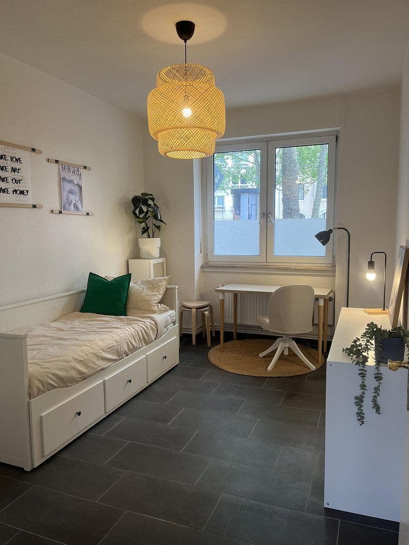 Pronájem bytu 2+1 25 m², Kaiser-Wilhelm-Ring 39, Mainz, Porýní-Falc Pronájem bytu 2+1 25 m², Kaiser-Wilhelm-Ring 39, Mainz, Porýní-Falc