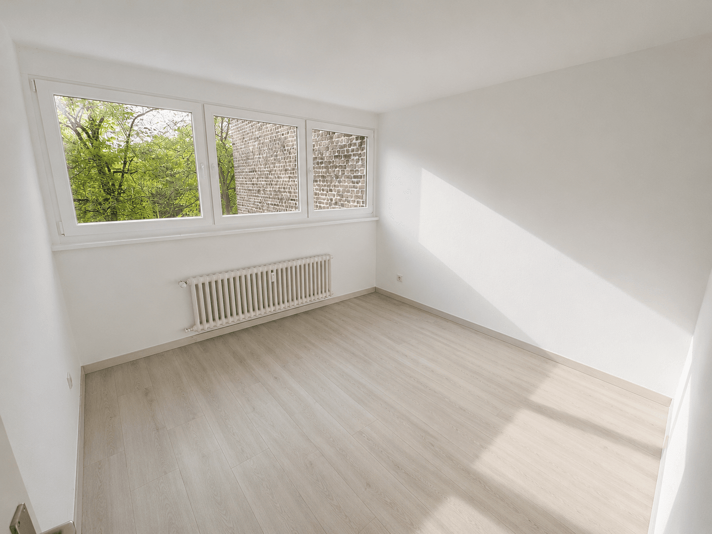Pronájem bytu 3+1 65 m², Krefeld, Severní Porýní-Vestfálsko Pronájem bytu 3+1 65 m², Krefeld, Severní Porýní-Vestfálsko