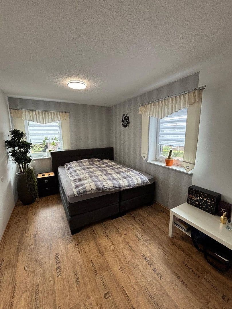 Prodej domu 160 m², pozemek 649 m², Martin-Reinke-Straße 17, Edewecht, Dolní Sasko Prodej domu 160 m², pozemek 649 m², Martin-Reinke-Straße 17, Edewecht, Dolní Sasko