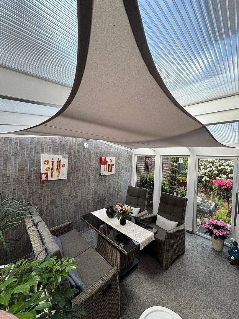 Prodej domu 160 m², pozemek 649 m², Martin-Reinke-Straße 17, Edewecht, Dolní Sasko Prodej domu 160 m², pozemek 649 m², Martin-Reinke-Straße 17, Edewecht, Dolní Sasko