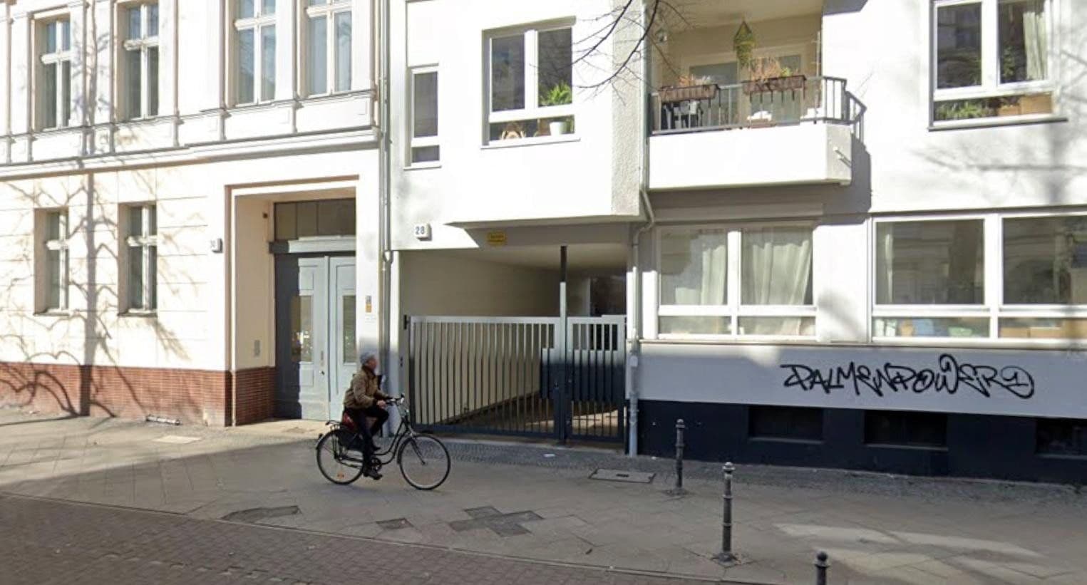 Pronájem bytu 1+1 28 m², Obentrautstraße 28, Berlin, Berlín Pronájem bytu 1+1 28 m², Obentrautstraße 28, Berlin, Berlín
