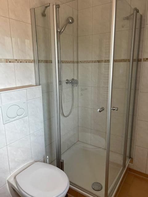 Prodej domu 150 m², pozemek 291 m², Brunnenstr.2, Ottenhofen, Bavorsko Prodej domu 150 m², pozemek 291 m², Brunnenstr.2, Ottenhofen, Bavorsko