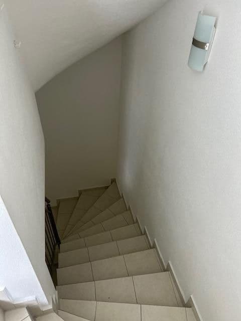 Prodej domu 150 m², pozemek 291 m², Brunnenstr.2, Ottenhofen, Bavorsko Prodej domu 150 m², pozemek 291 m², Brunnenstr.2, Ottenhofen, Bavorsko