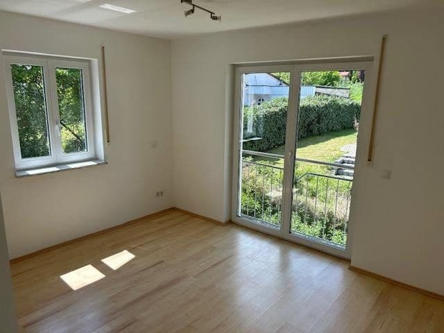 Prodej domu 150 m², pozemek 291 m², Brunnenstr.2, Ottenhofen, Bavorsko Prodej domu 150 m², pozemek 291 m², Brunnenstr.2, Ottenhofen, Bavorsko