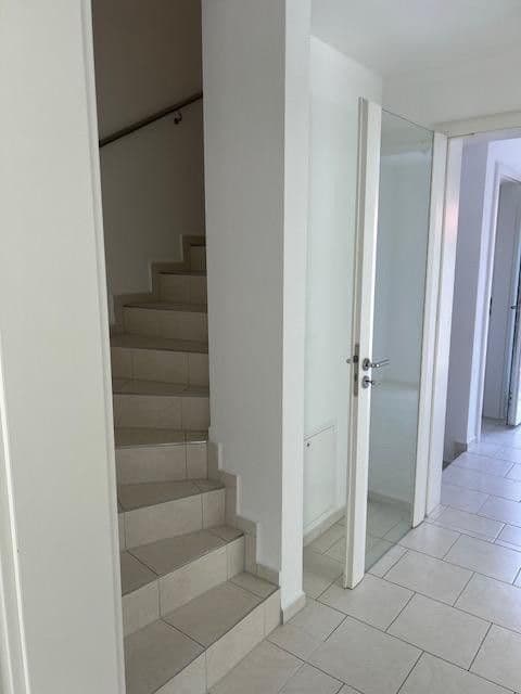 Prodej domu 150 m², pozemek 291 m², Brunnenstr.2, Ottenhofen, Bavorsko Prodej domu 150 m², pozemek 291 m², Brunnenstr.2, Ottenhofen, Bavorsko