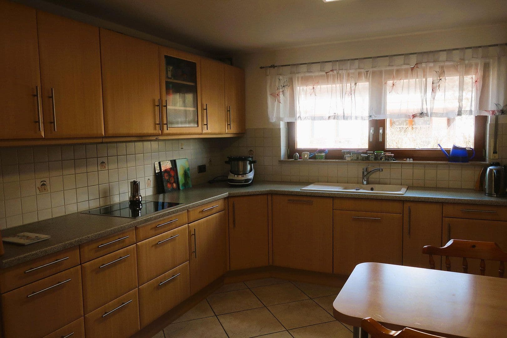 Prodej domu 194 m², pozemek 275 m², Mundelsheim, Bádensko-Württembersko Prodej domu 194 m², pozemek 275 m², Mundelsheim, Bádensko-Württembersko