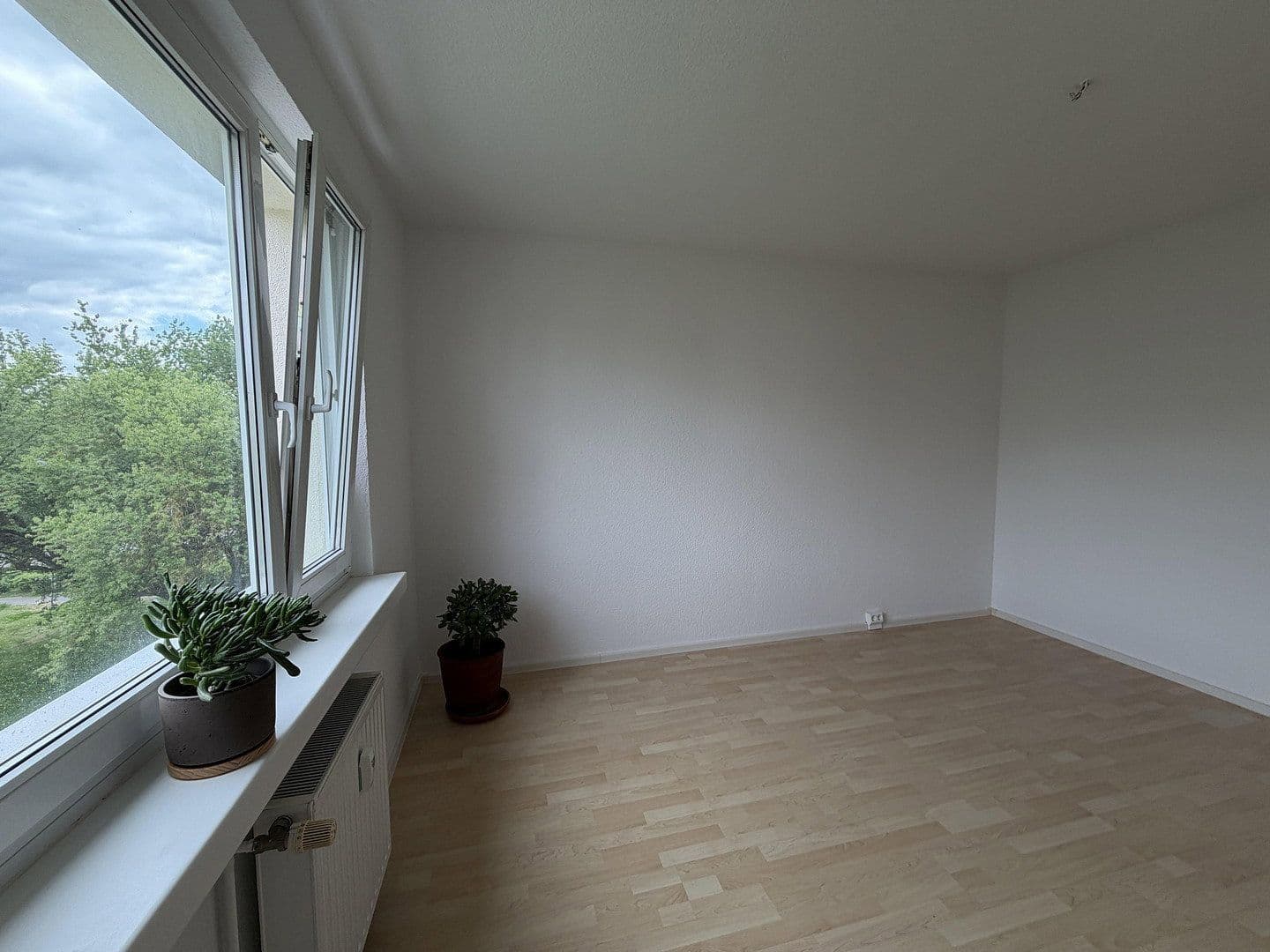 Pronájem bytu 3+1 62 m², Eberswalde, Braniborsko Pronájem bytu 3+1 62 m², Eberswalde, Braniborsko