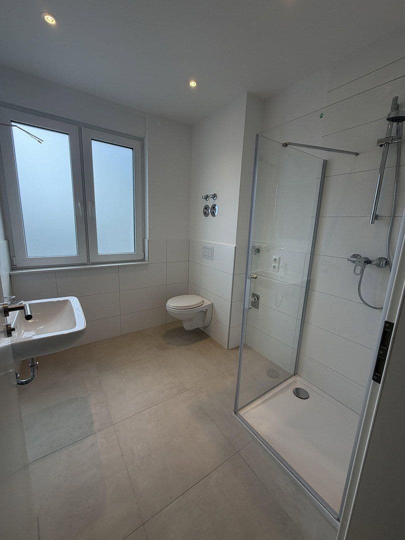 Pronájem bytu 3+1 71 m², Raugrafenstraße 31, Alzey, Porýní-Falc Pronájem bytu 3+1 71 m², Raugrafenstraße 31, Alzey, Porýní-Falc