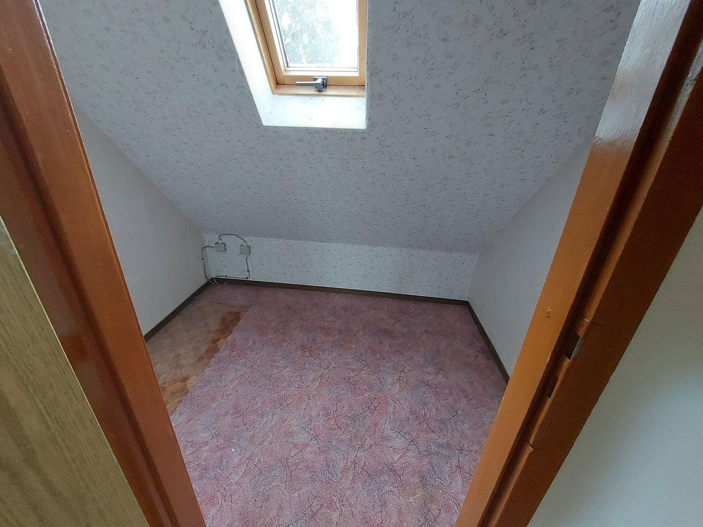 Prodej domu 124 m², pozemek 300 m², Anger 38, Raguhn-Jeßnitz, Sasko-Anhaltsko Prodej domu 124 m², pozemek 300 m², Anger 38, Raguhn-Jeßnitz, Sasko-Anhaltsko