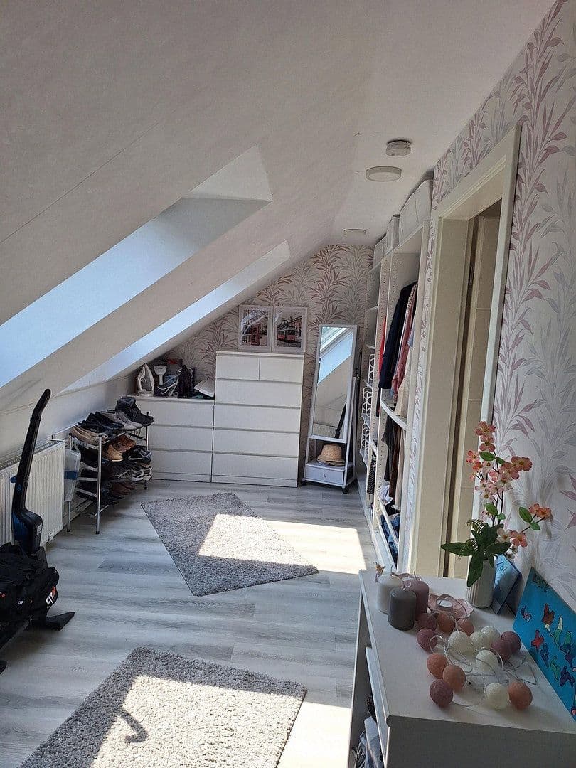Prodej domu 136 m², pozemek 297 m², Gladbeck, Severní Porýní-Vestfálsko Prodej domu 136 m², pozemek 297 m², Gladbeck, Severní Porýní-Vestfálsko