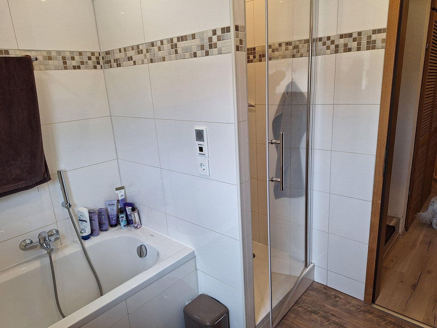 Prodej domu 136 m², pozemek 297 m², Gladbeck, Severní Porýní-Vestfálsko Prodej domu 136 m², pozemek 297 m², Gladbeck, Severní Porýní-Vestfálsko