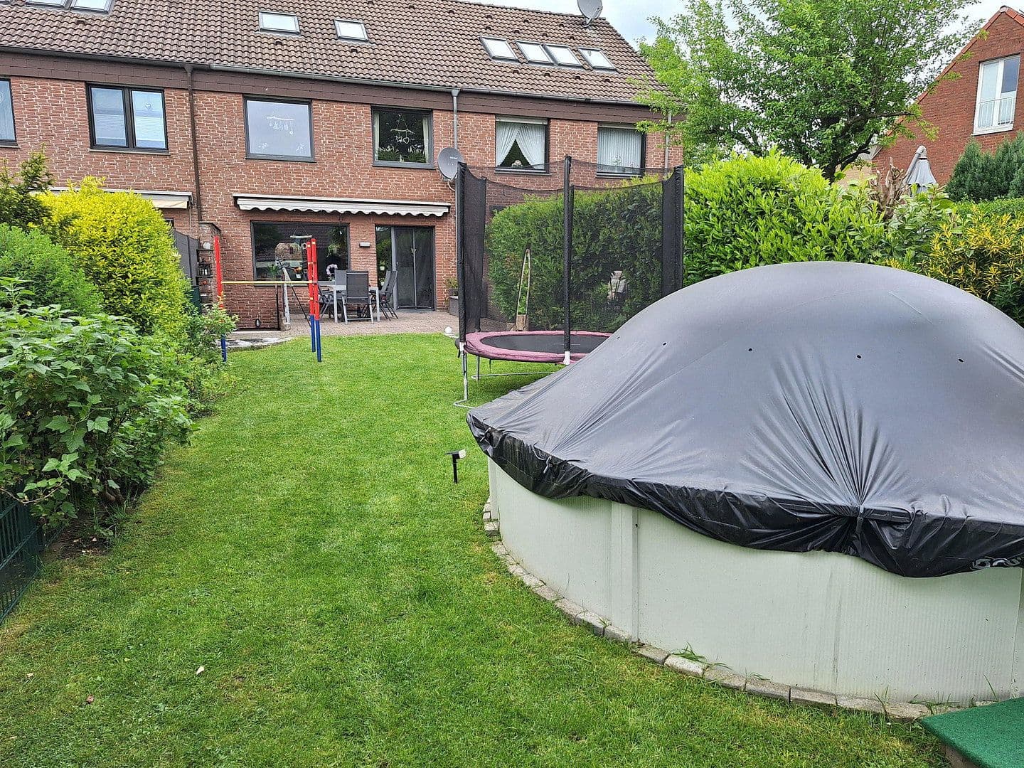 Prodej domu 136 m², pozemek 297 m², Gladbeck, Severní Porýní-Vestfálsko Prodej domu 136 m², pozemek 297 m², Gladbeck, Severní Porýní-Vestfálsko