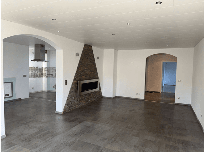 Pronájem bytu 3+1 100 m², Balinger Straße 50, Balingen, Bádensko-Württembersko Pronájem bytu 3+1 100 m², Balinger Straße 50, Balingen, Bádensko-Württembersko