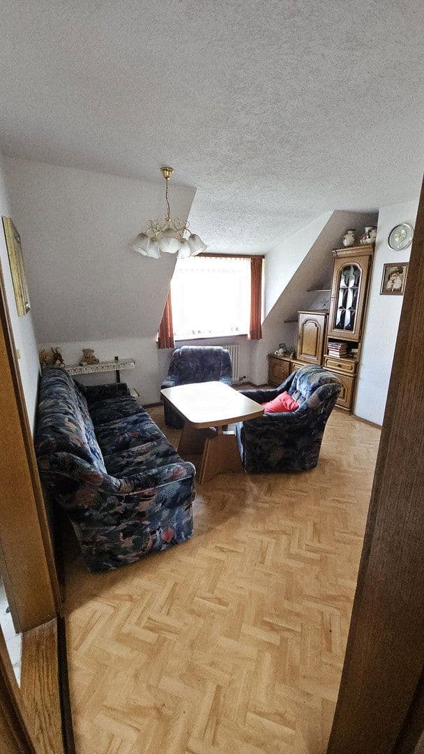 Pronájem domu 110 m², pozemek 599 m², Dachau, Bavorsko Pronájem domu 110 m², pozemek 599 m², Dachau, Bavorsko