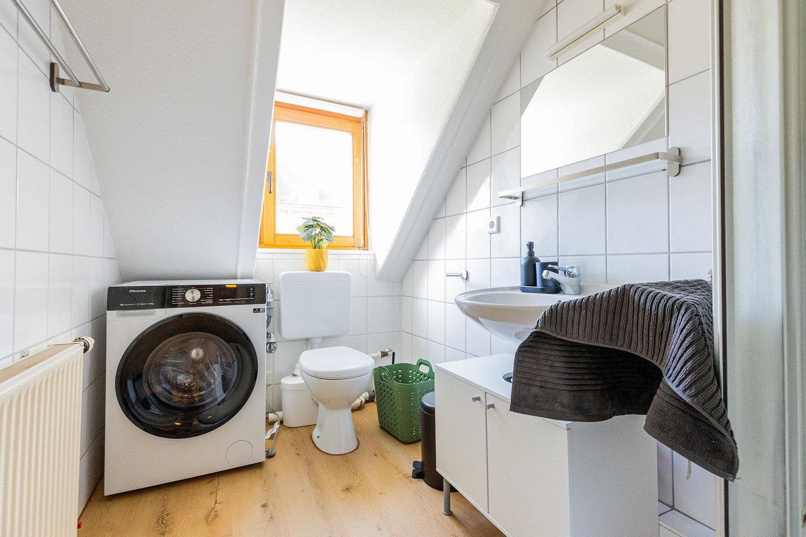 Pronájem bytu 2+1 42 m², Wiesbaden, Hessen Pronájem bytu 2+1 42 m², Wiesbaden, Hessen