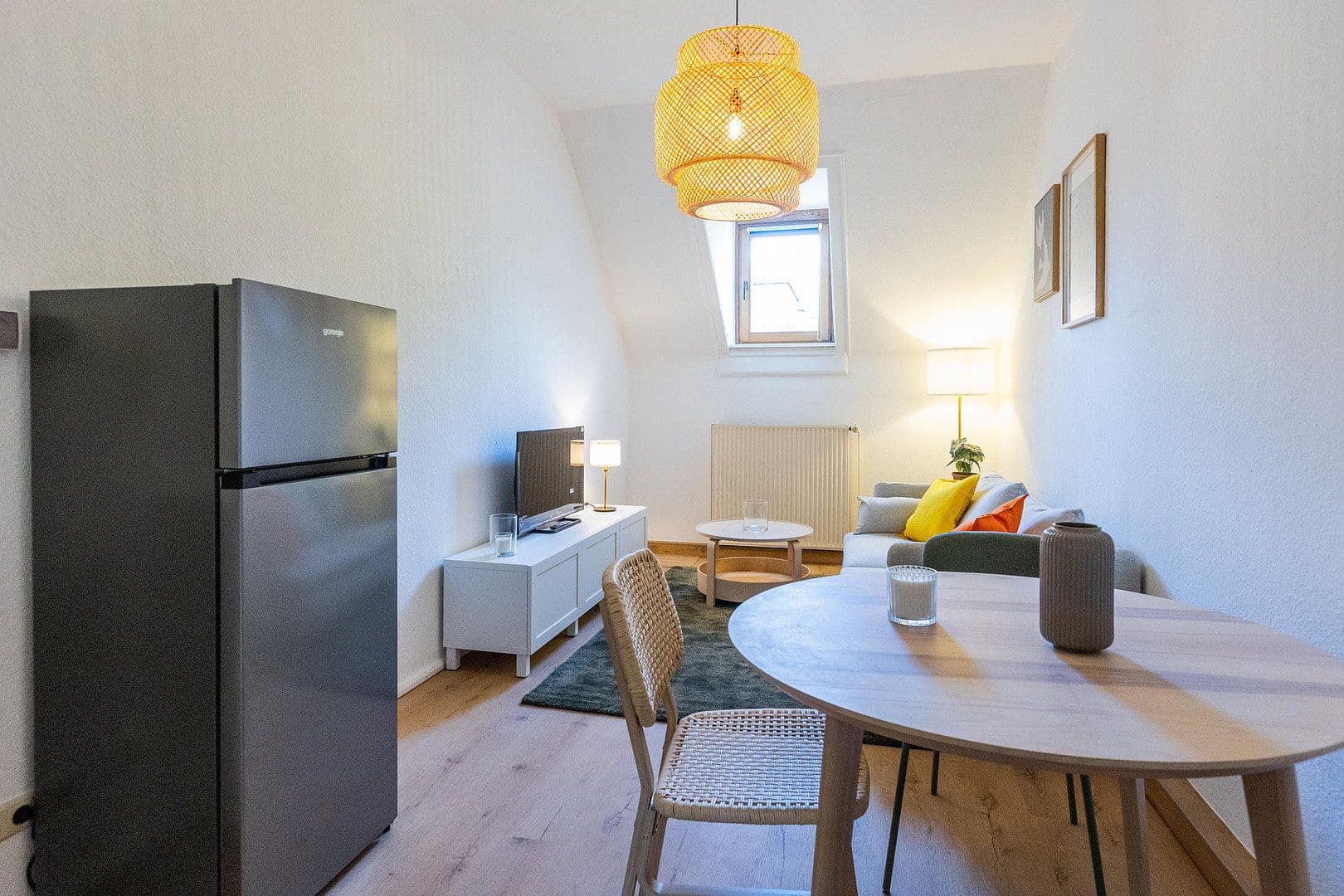Pronájem bytu 2+1 42 m², Wiesbaden, Hessen Pronájem bytu 2+1 42 m², Wiesbaden, Hessen