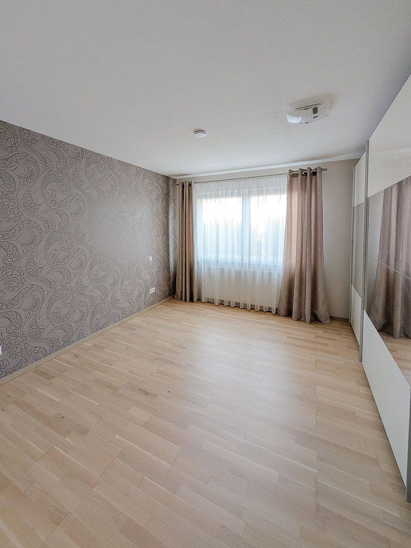 Pronájem bytu 3+kk 93 m², Backnang, Bádensko-Württembersko Pronájem bytu 3+kk 93 m², Backnang, Bádensko-Württembersko
