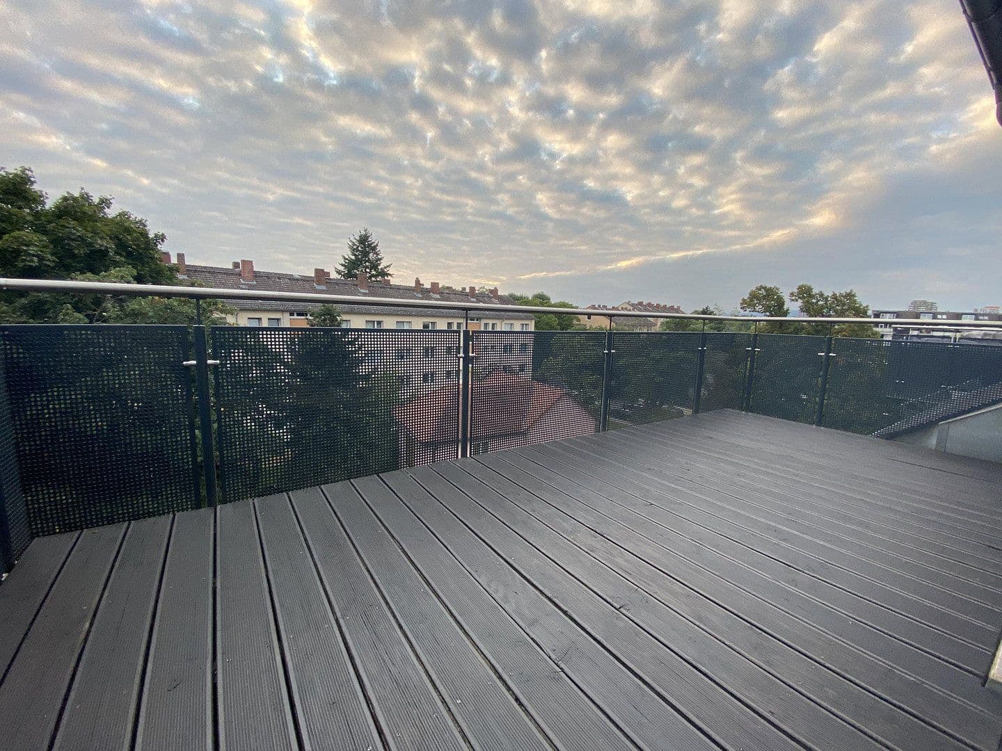 Pronájem bytu 4+1 133 m², Gerauer Straße 50c, Frankfurt am Main, Hessen Pronájem bytu 4+1 133 m², Gerauer Straße 50c, Frankfurt am Main, Hessen